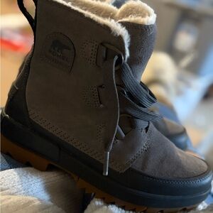 Sorel Tivoli women’s Dark Gray Winter Boots